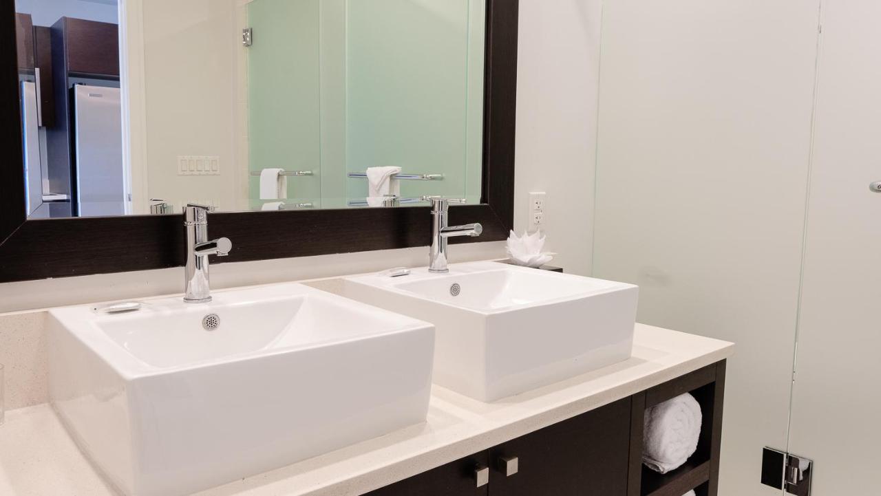 Modern Private Studio - King Bed, Jacuzzi, Balcony And Pool Miami Exterior foto